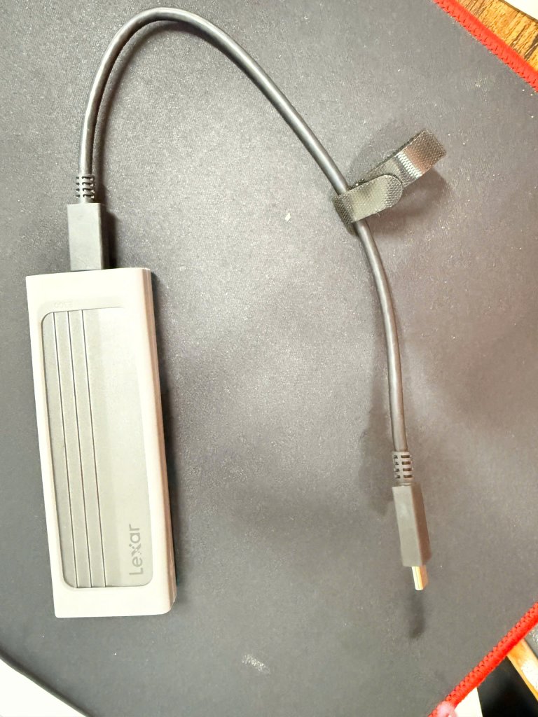 SSD 2T.jpg