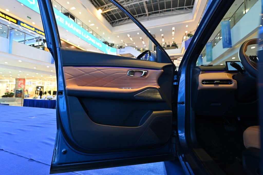 FIN_5765.jpg