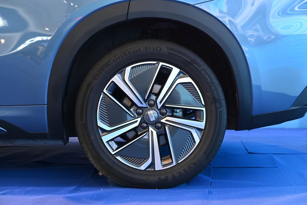 FIN_5785.jpg