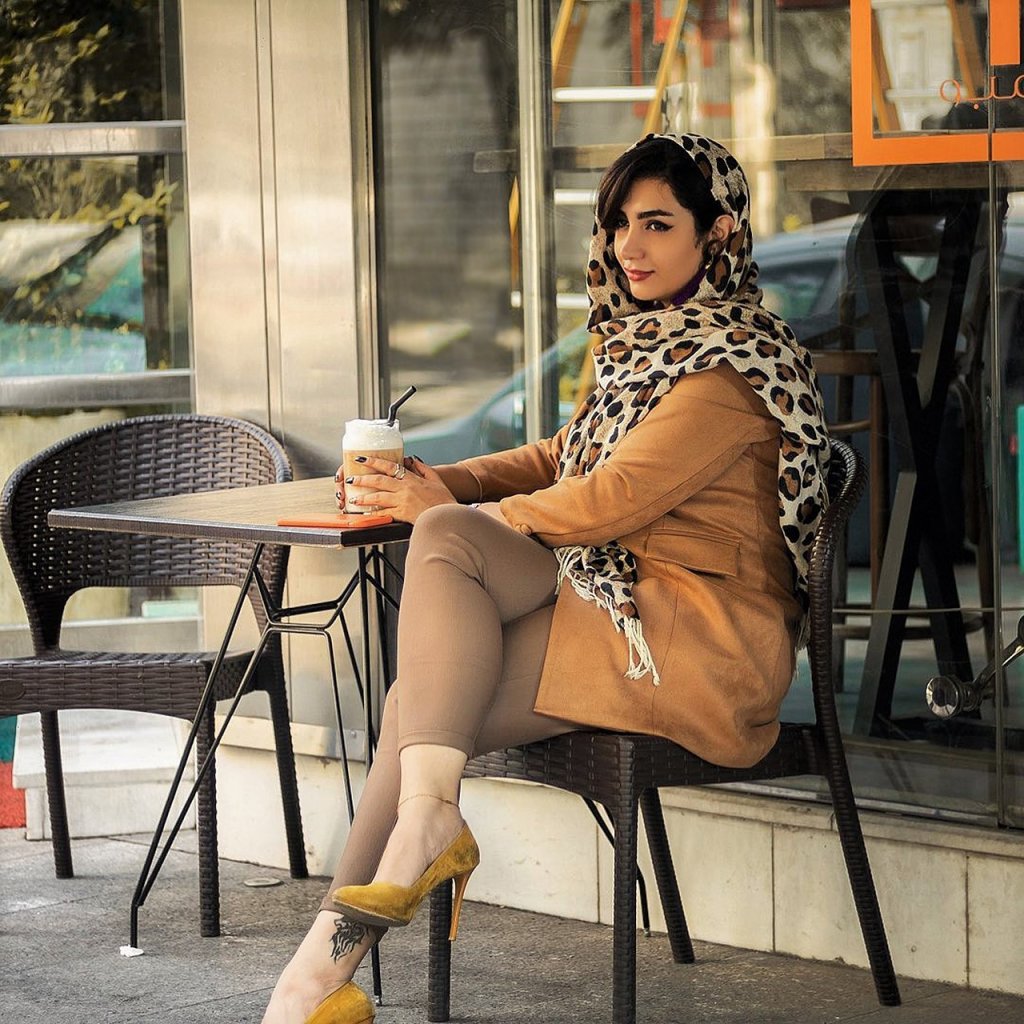 1398-2019_Tehrani_Modeling_Persian_pretty_girl_(2)_(50655041002).jpg