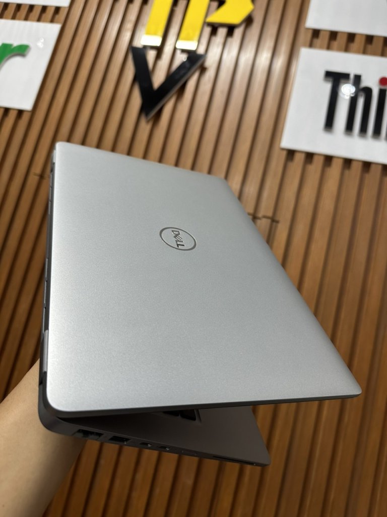 Dell-Latitude-5440-Core-i7-13th-anh-2.jpg