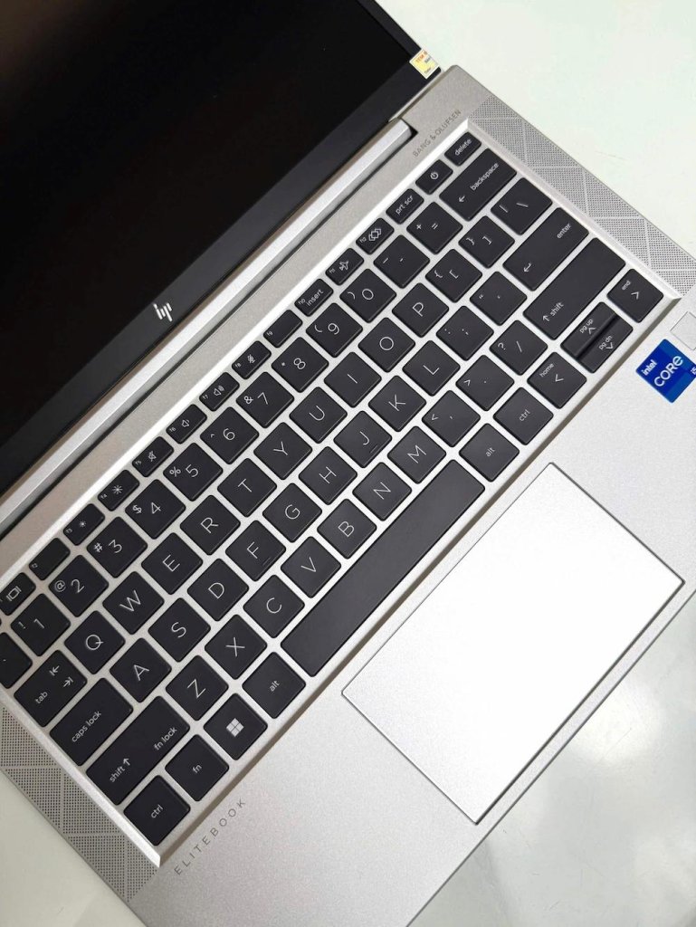 ban-phim-touchpad-hp-elitebook-830-g8.jpg