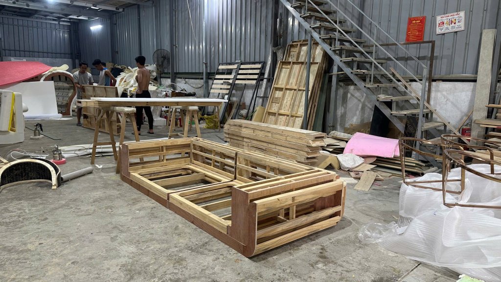 mau sofa da ni vang phong khach dep hien dai ha noi sf429 (9).jpg