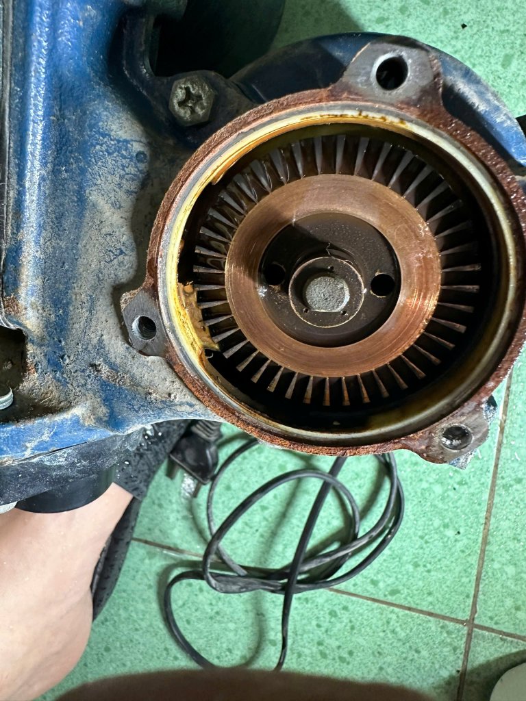 2-may bom.jpg
