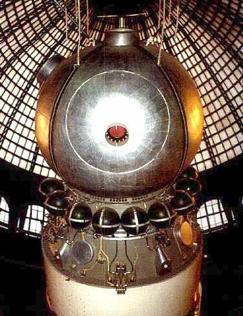 Space 1961_4_12 (19).jpg