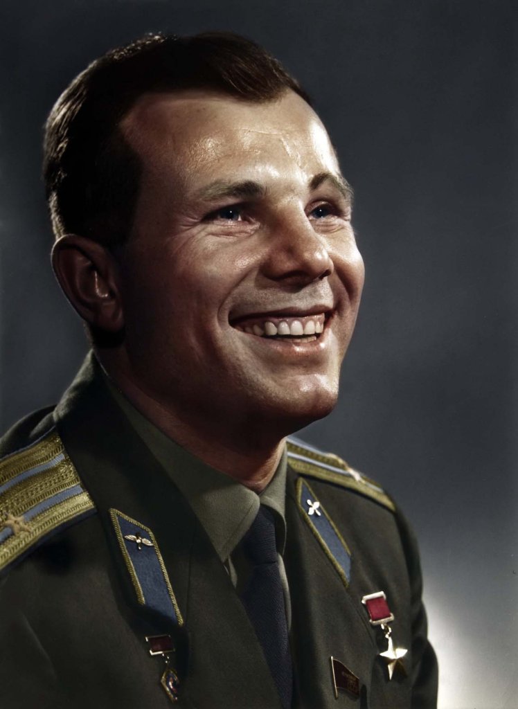 Gagarin (1_4).jpg
