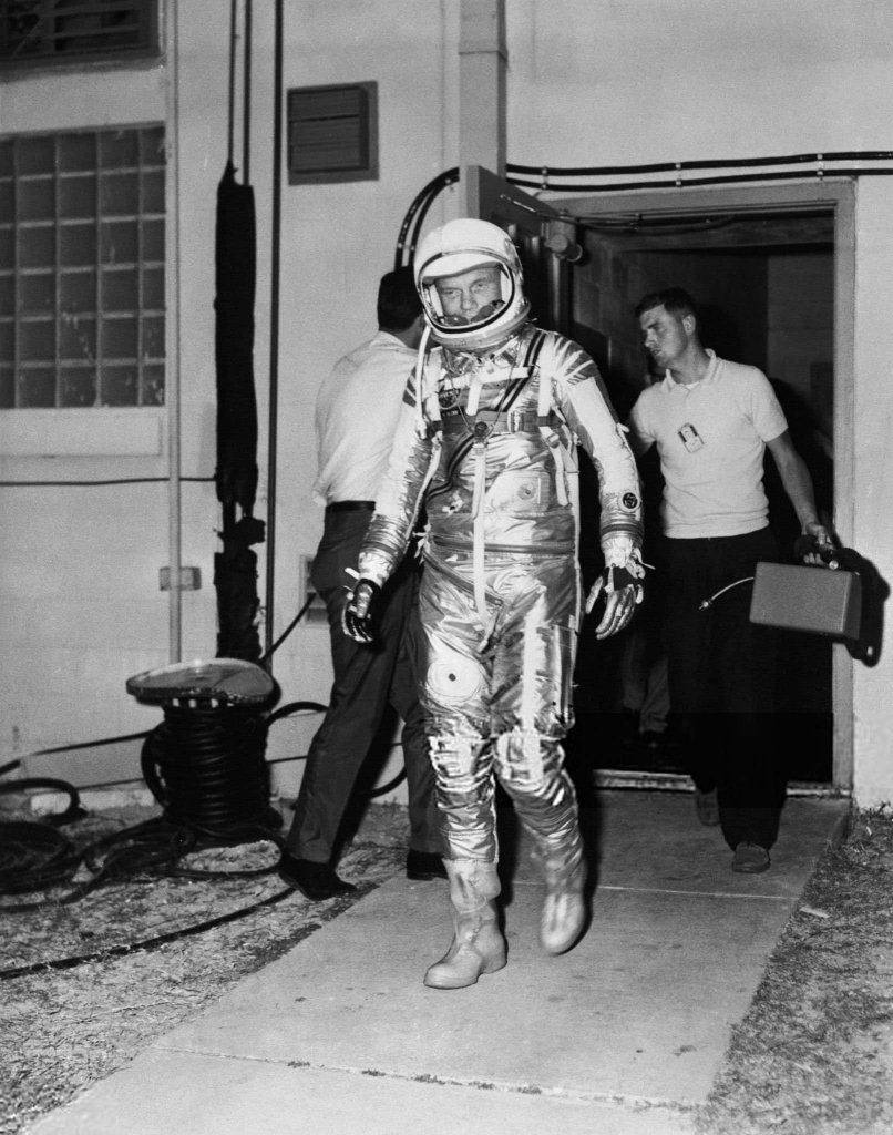 Space 1961_4_27 (1).jpg