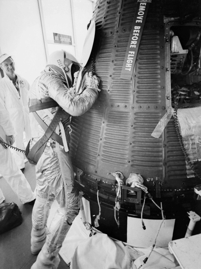 Space 1961_5_5 (13) Shepard.jpg