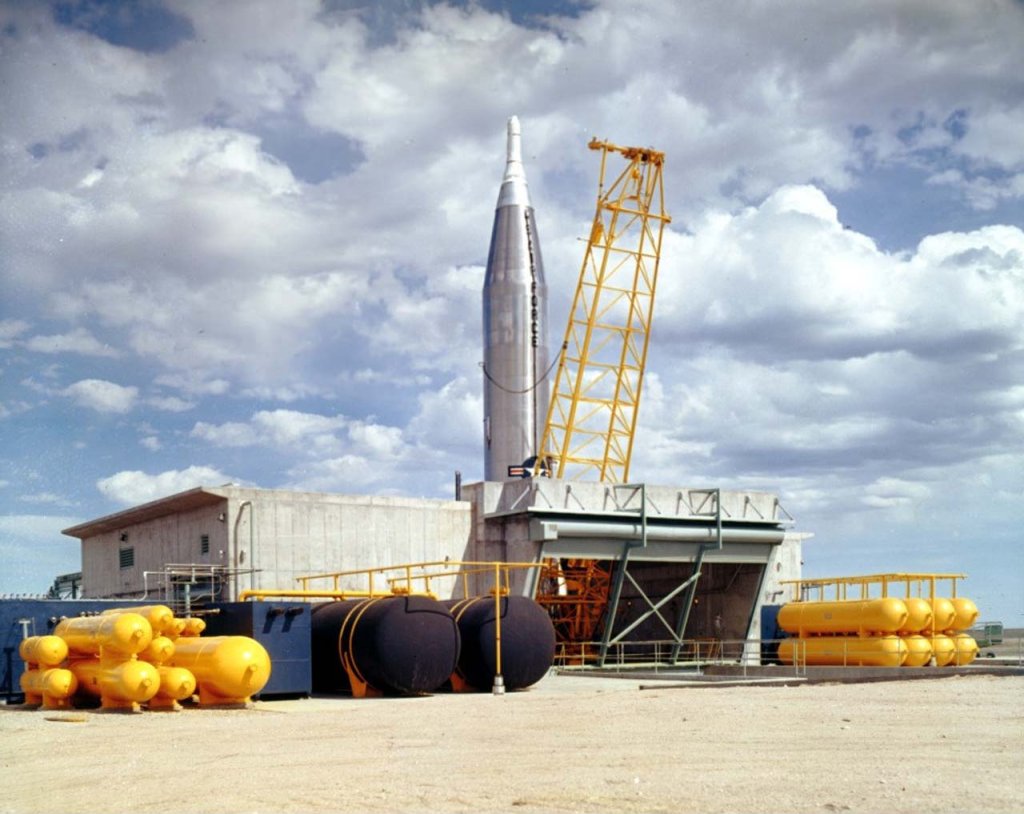 Space 1961_9 (2).jpg