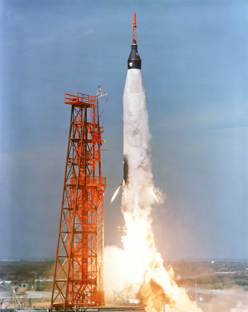 Space 1961_11_29 (1) ENOS MA-5.jpg