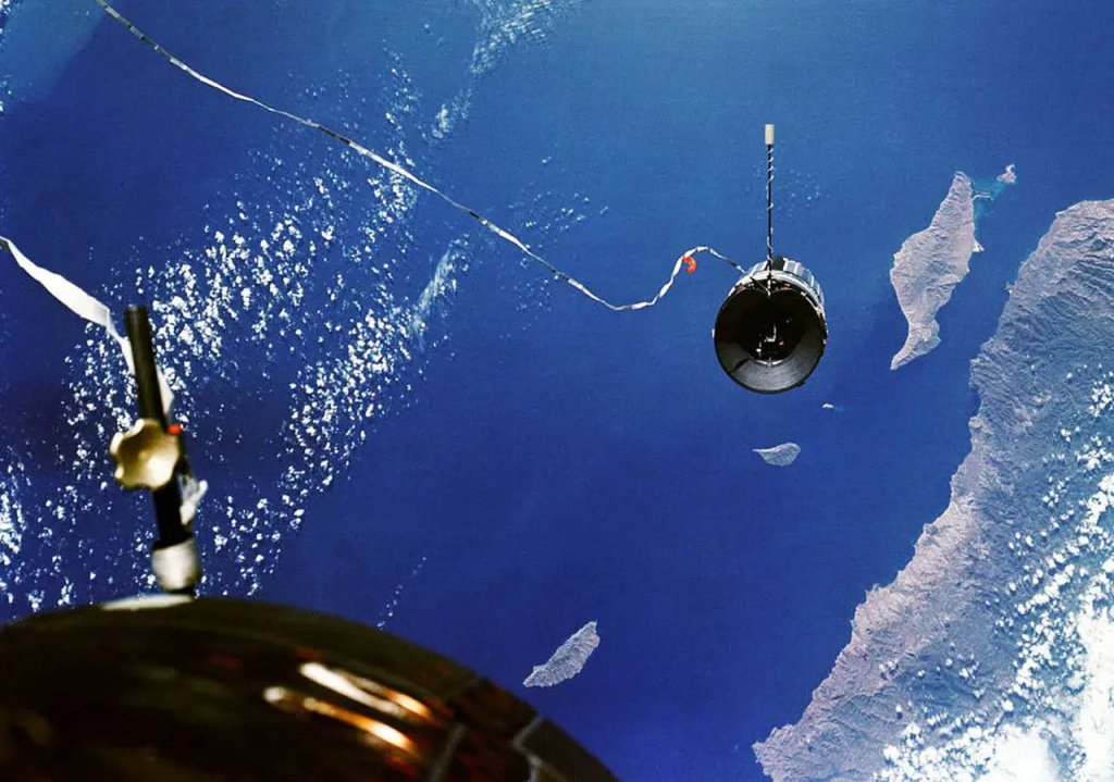 Space 1966_9_14 (1).jpg