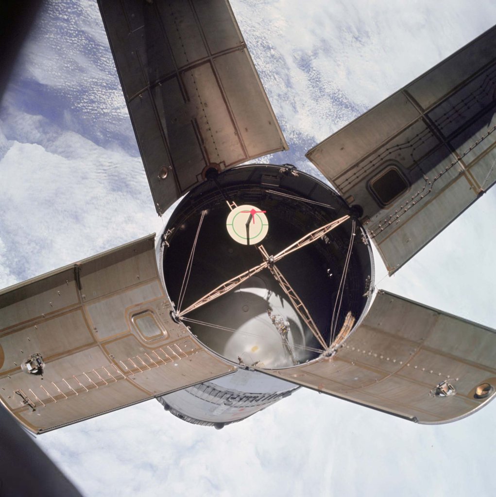 Space 1968_10_11 (18).jpg