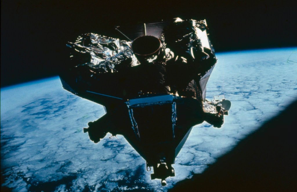 Space 1969_3_7 (9).jpg