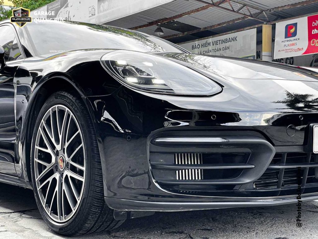 PORSCHE PANAMERA ĐEN - SƠN CẢN TRƯỚC ĐÁNH BÓNG CẢ XE (17).jpg