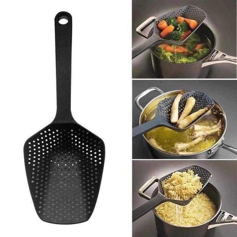 Muôi thủng Scoop™ Plus Black Colander Joseph Joseph 100663.jpg