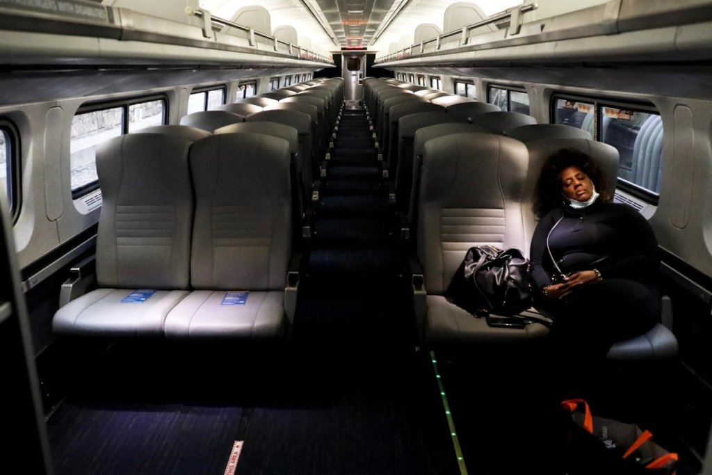 amtrak-1.jpg