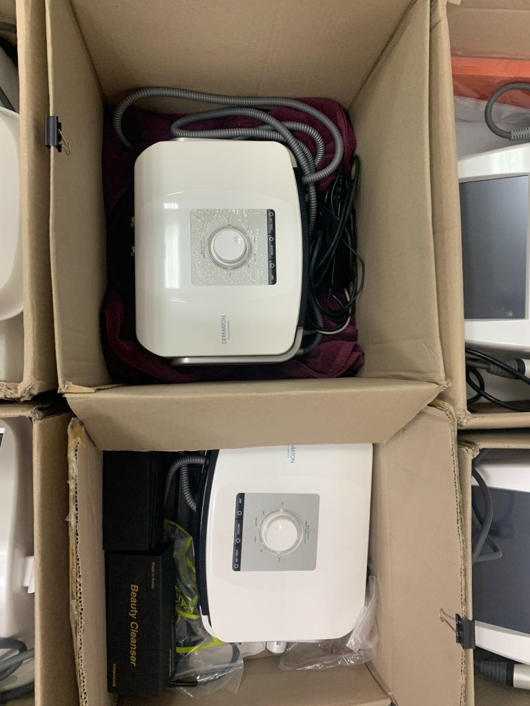z7770587844741_6ab58b626f09b35760cfb45437910122.jpg