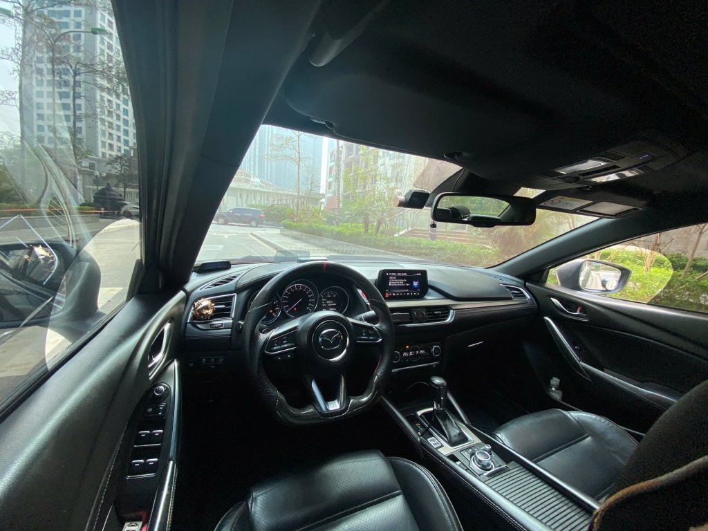 Mazda 6 nội thất.jpg
