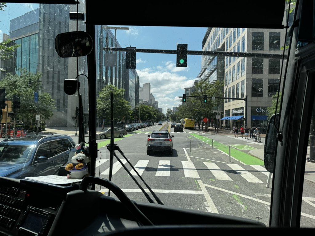 ab541fa7c7df46811fce16.jpg