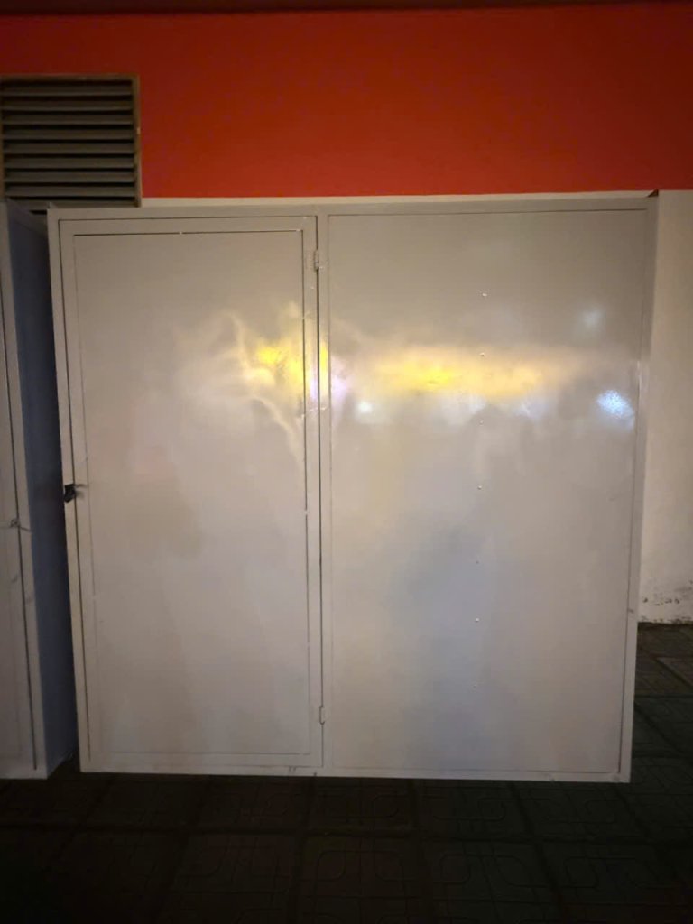 z7816808556562_35b1ca5f49666f9427c7093e203f1de8.jpg