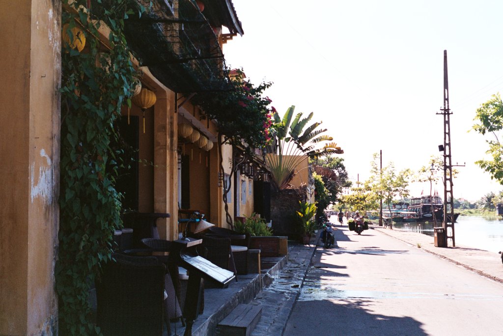 AB011.jpg