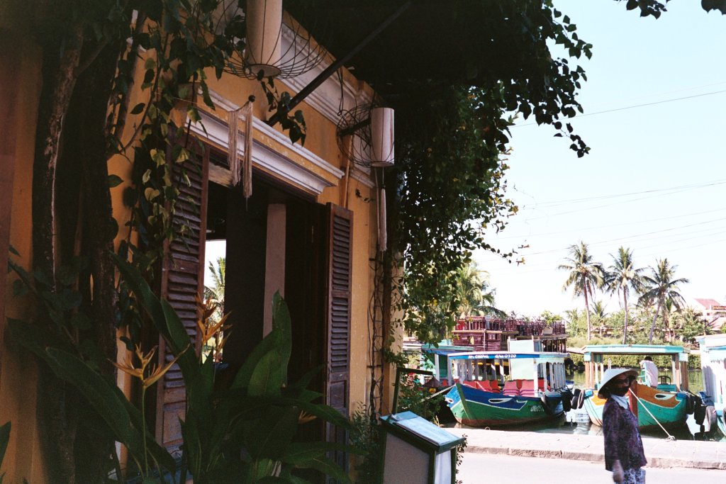 AB022.jpg