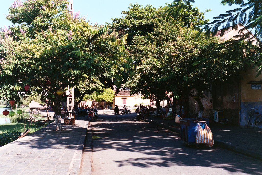 AB006.jpg