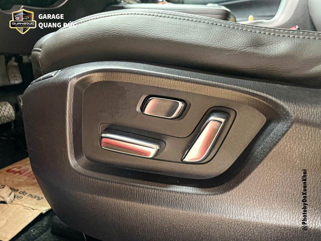 MAZDA CX8 ĐỎ - VỆ SINH NỘI THẤT quangducauto khaiphuchoi (54).jpg