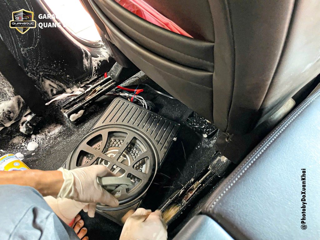 MAZDA CX8 ĐỎ - VỆ SINH NỘI THẤT quangducauto khaiphuchoi (55).jpg
