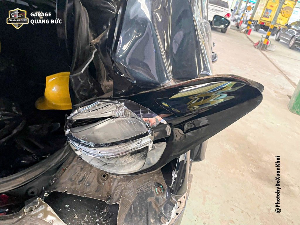 KIA CERATO XANH - ĐÂM ĐUÔI NẶNG biến dạng nắp cốp, khoang cốp, vỡ đèn, kính quangducauto Khaip...jpg