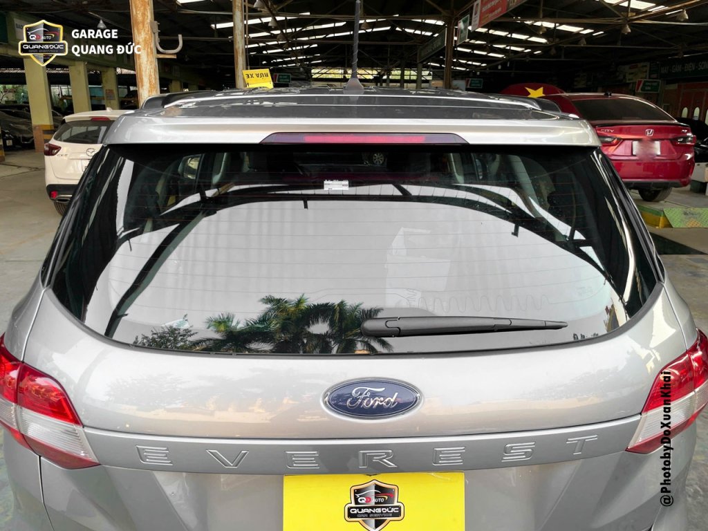 FORD EVEREST XAM - MOP COP VO KINH Quangducauto (13).jpg