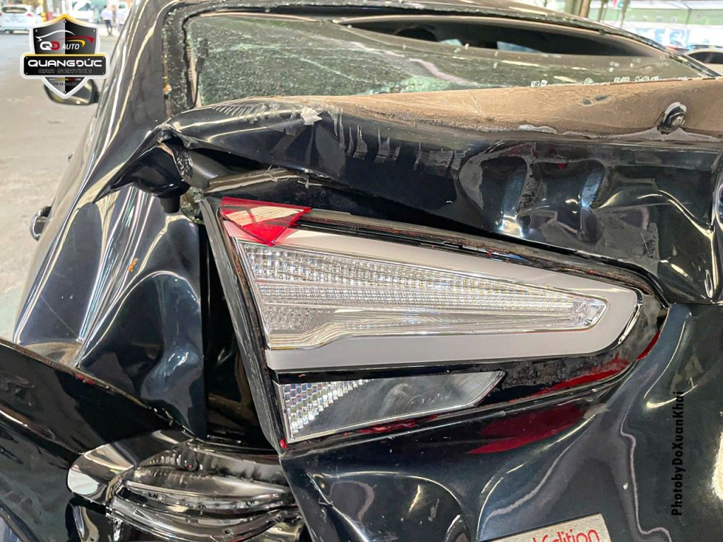 KIA CERATO XANH - ĐÂM ĐUÔI, VỠ KÍNH, ĐÈN, CỐP quangducauto khaiphuchoi (3).jpg