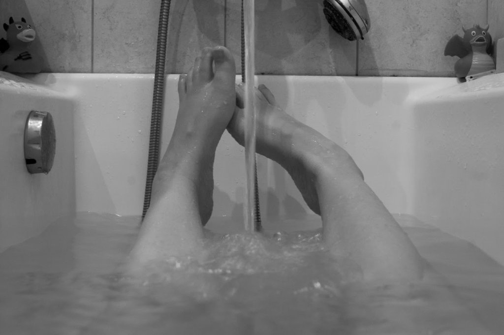 Tumblr_l_4665130283649646.jpg