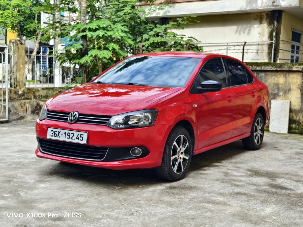 VW Polo (2).jpg