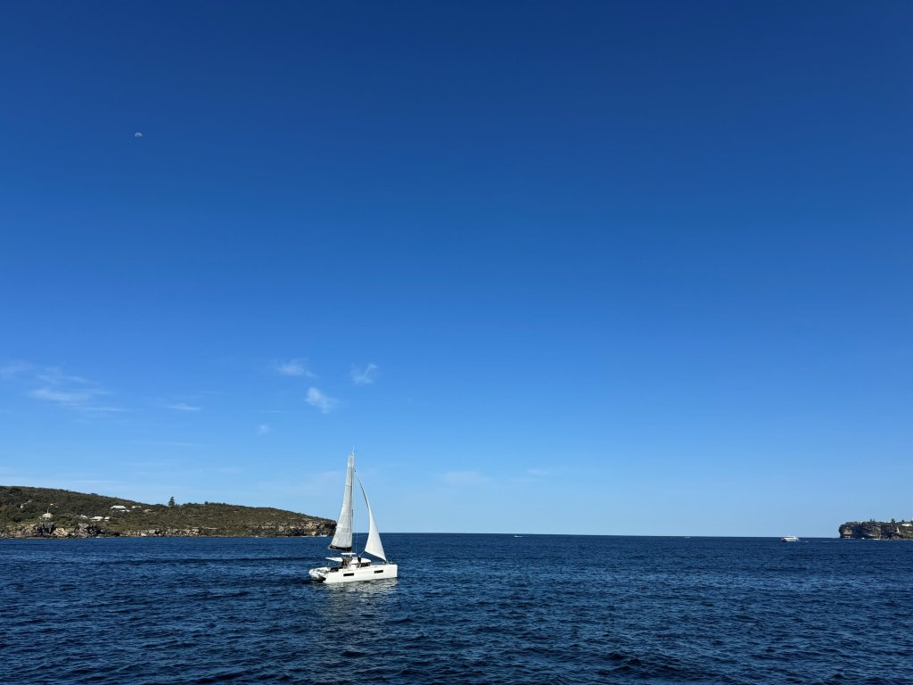 Sydney Harbor from ferry.jpg