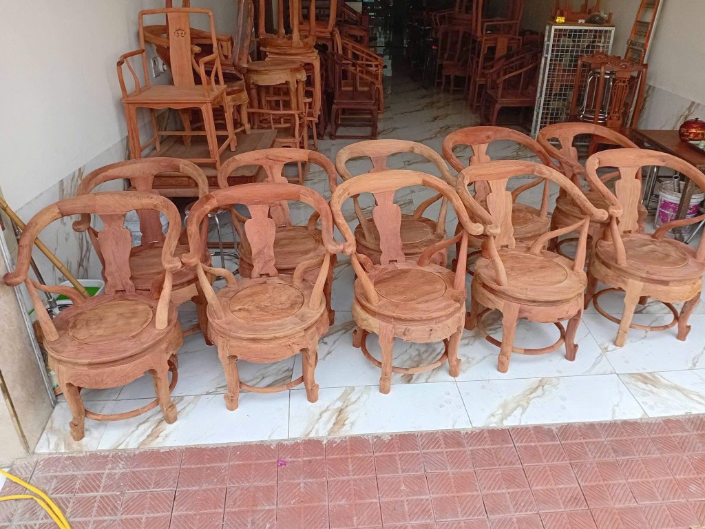 z7989559771624_947639d0862e2688553117e6a4032ceb.jpg