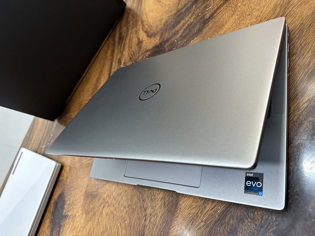 Dell-Latitude-7440-Core-i7-nha-2.jpg