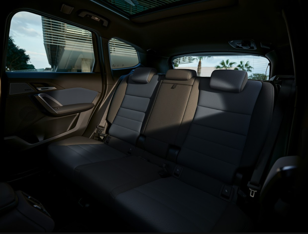 BMW X1a.png