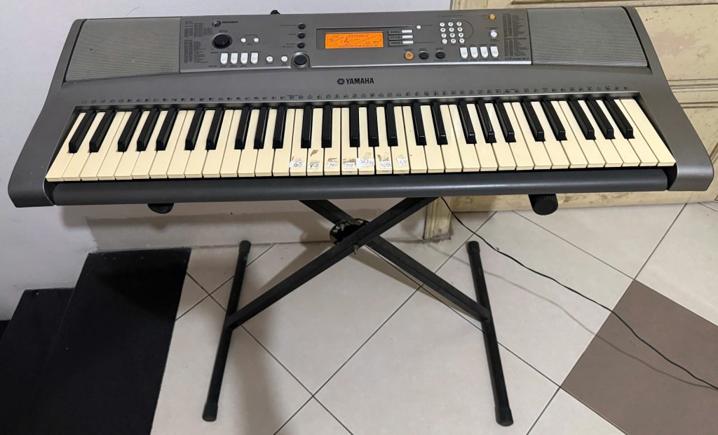 gen-h-YamahaVN300.jpg
