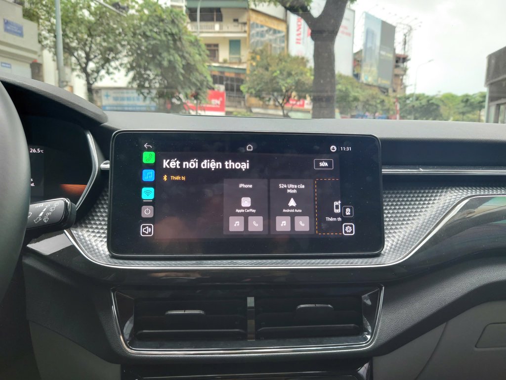man hinh trung tam tren skoda kushaq sau 14.000km.jpg