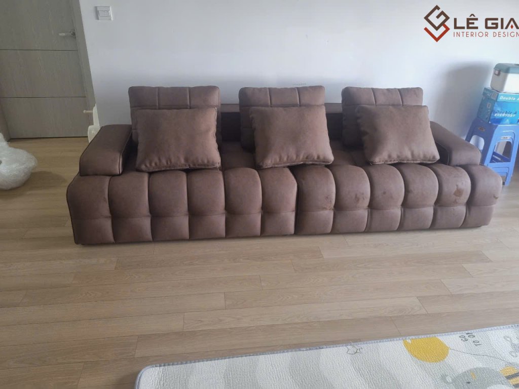 Ảnh chụp thực tế sofa da nỉ phòng khách cao cấp dáng l và văng (730).jpg