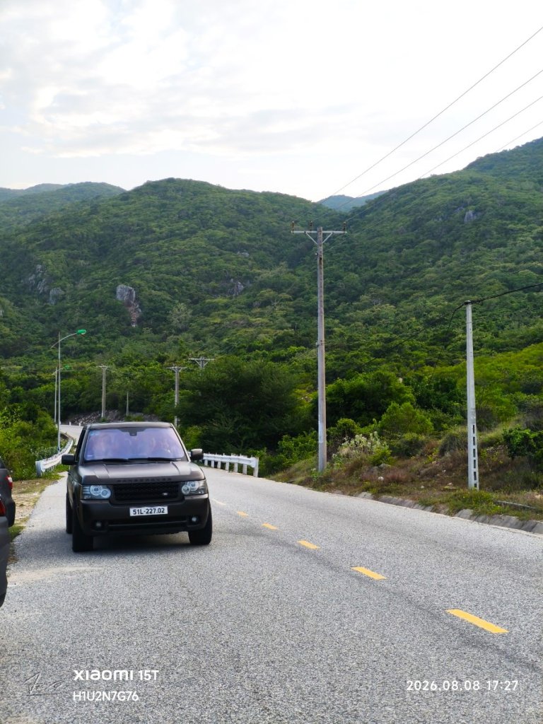 TVH's pic - Range Rover o DT 702, Vinh Hai, Ninh Thuan - 080826 (3).jpg