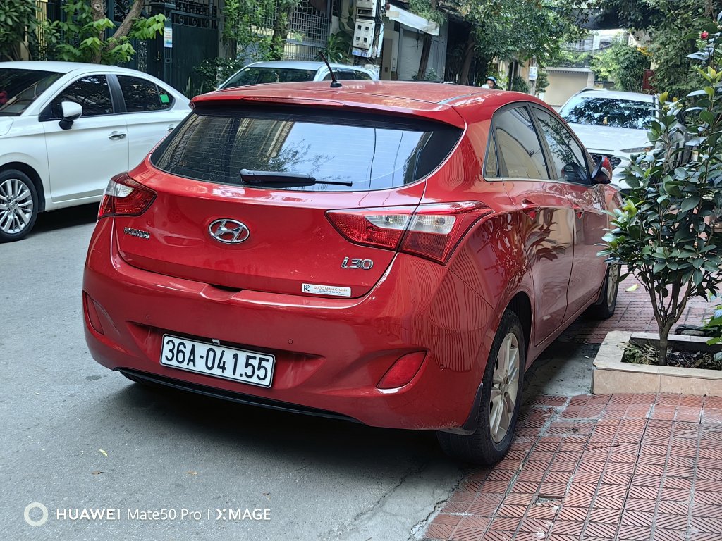 Hyundai i30 2012 (3).jpg