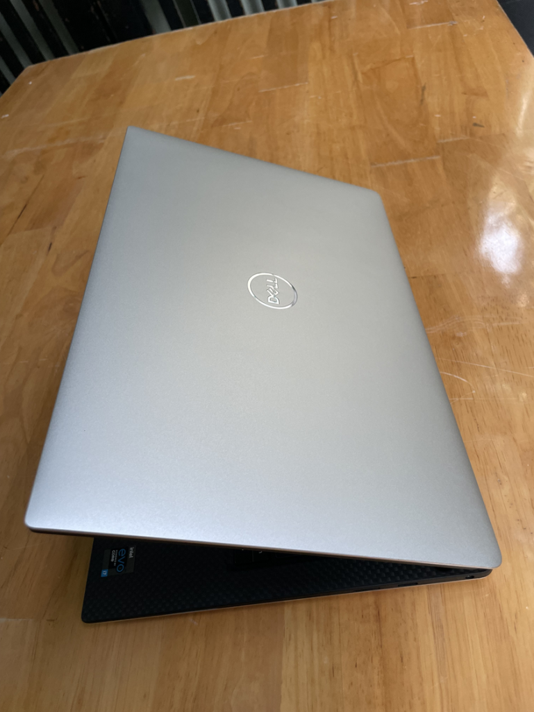 Dell-XPS-9305-core-i7-1.png