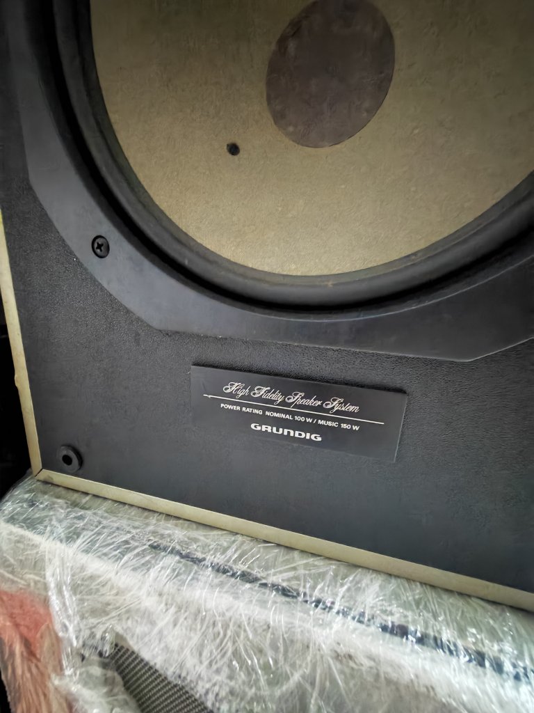 b15c1255-aa57-487e-92e8-0aae3e82d312-1_all_90.jpg