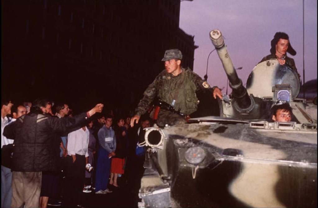 Nga 1991_8_19 (31).jpg