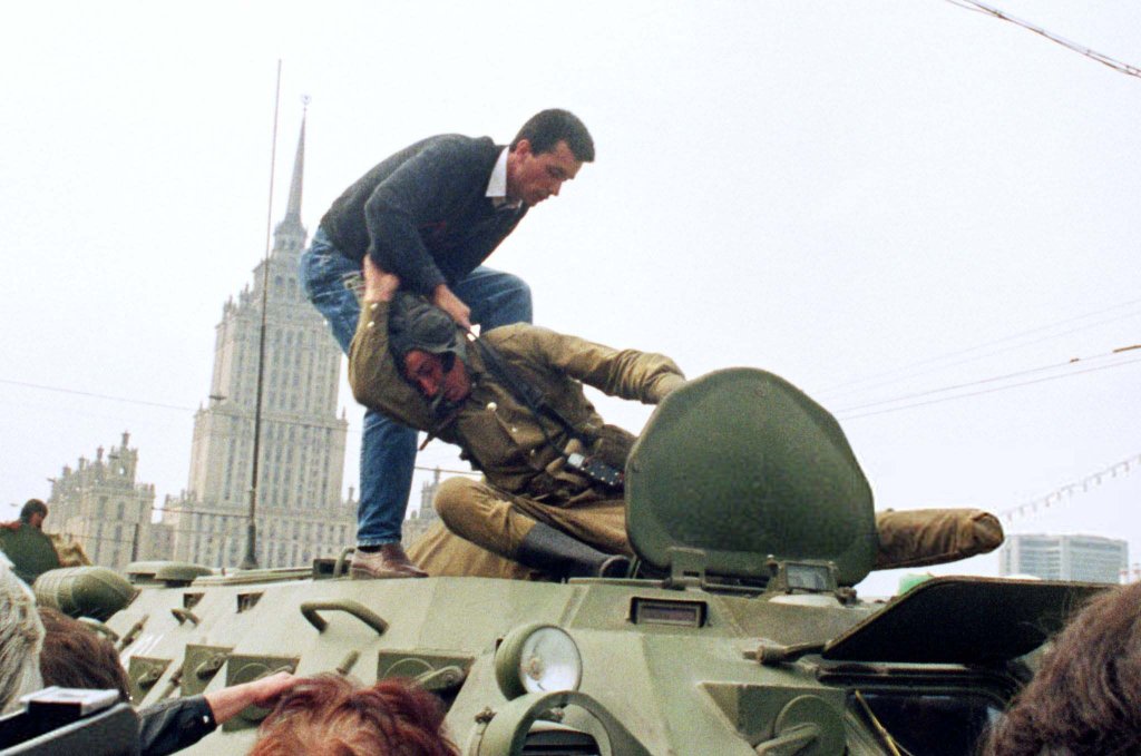 Nga 1991_8_19 (57).jpg