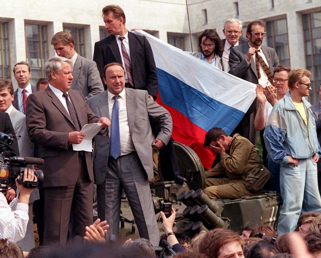 Nga 1991_8_20 (10).jpg
