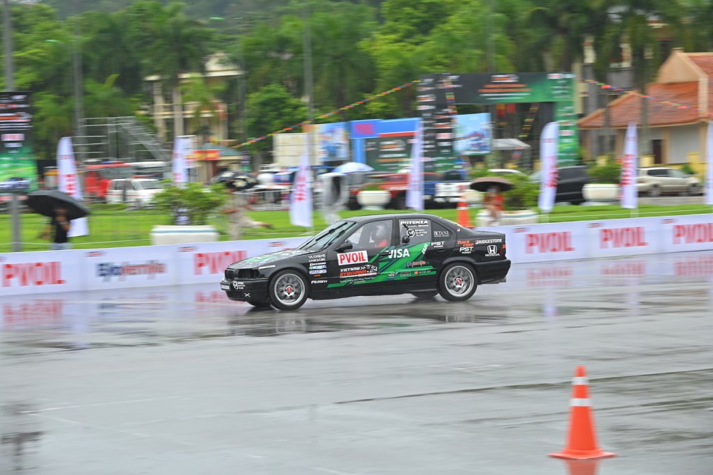 FIN_2463.jpg