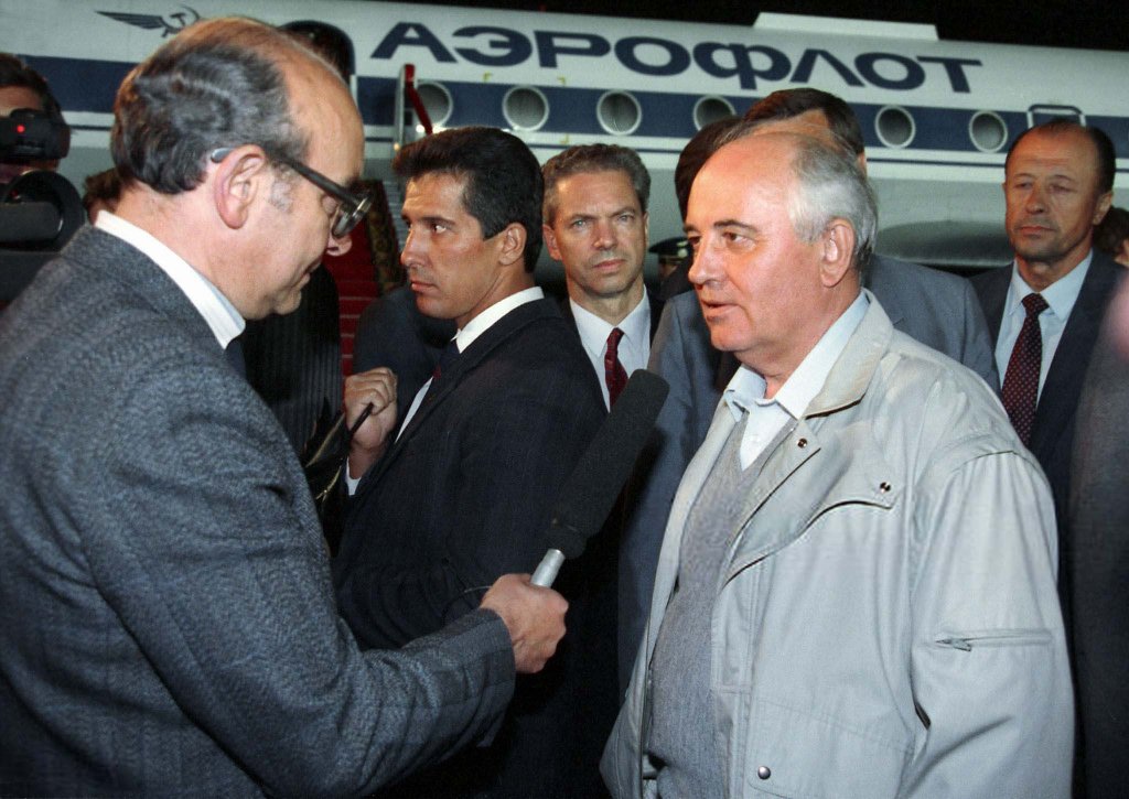 Nga 1991_8_22 (17_).jpg
